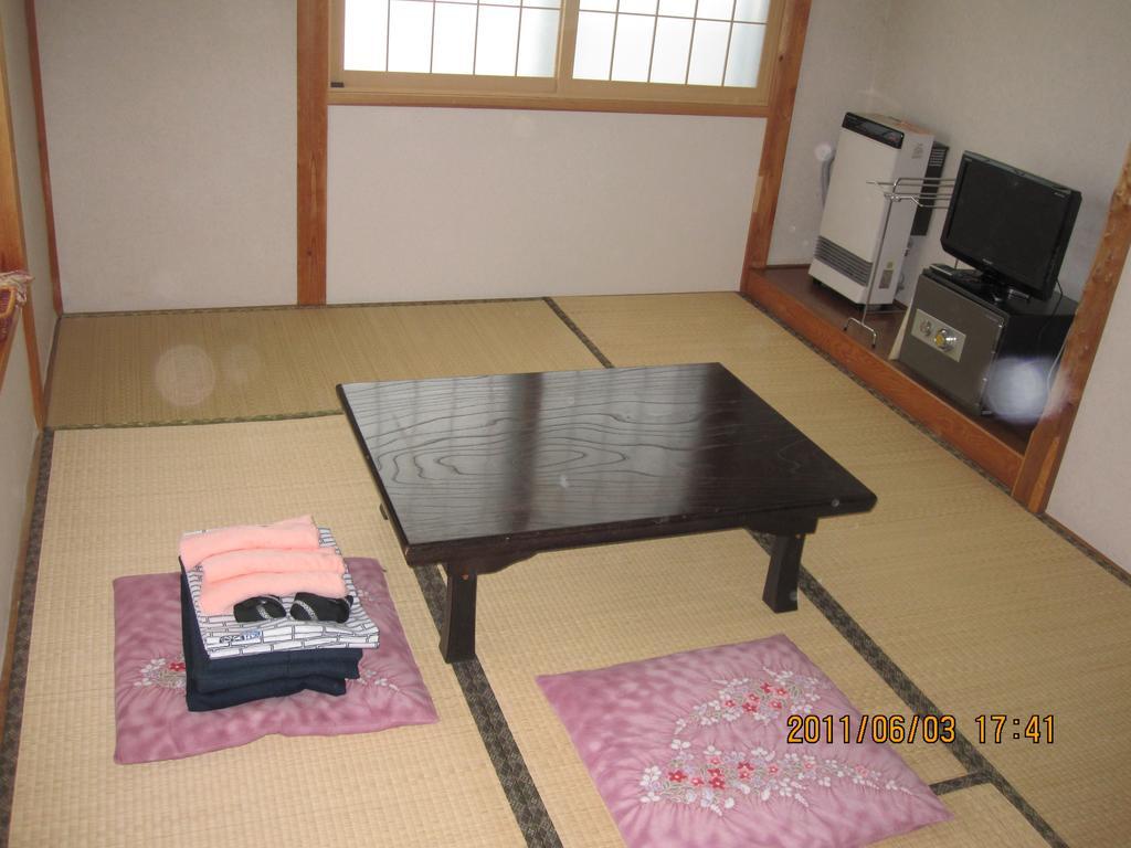 נוזאווה אונסן Apple Inn Takasaka מראה חיצוני תמונה
